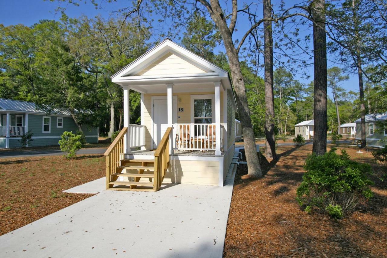Отель Live Oak Landing Freeport Экстерьер фото